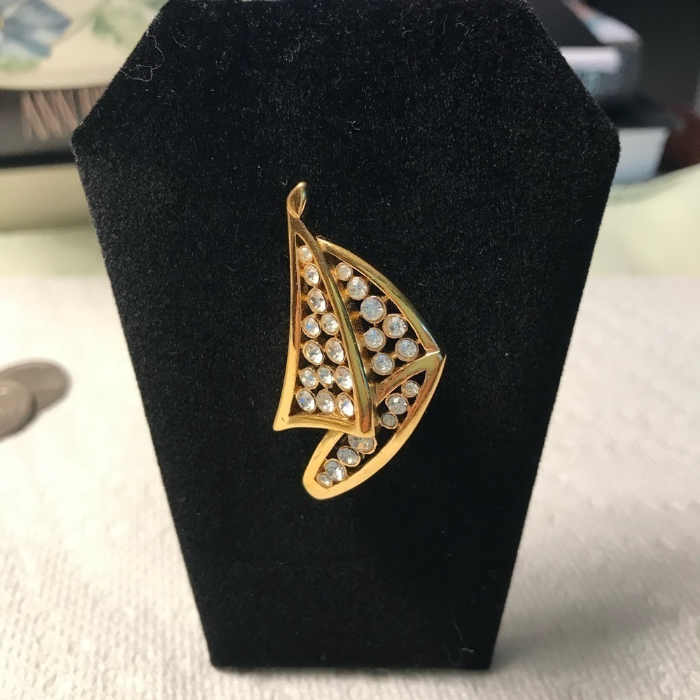 Vintage Brooch Jeweled Sailboat Gold-Tone with Rhinestones Detailed Nautical